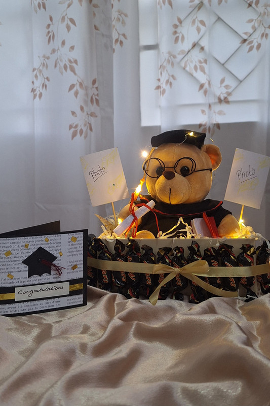 Personalized Graduation Celebration Gift Box
