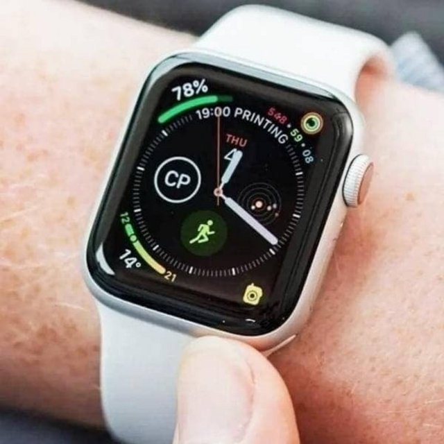 Apple Watch Series 3 (GPS), caixa em alumínio prateado de 38 mm com Pulseira esportiva branca