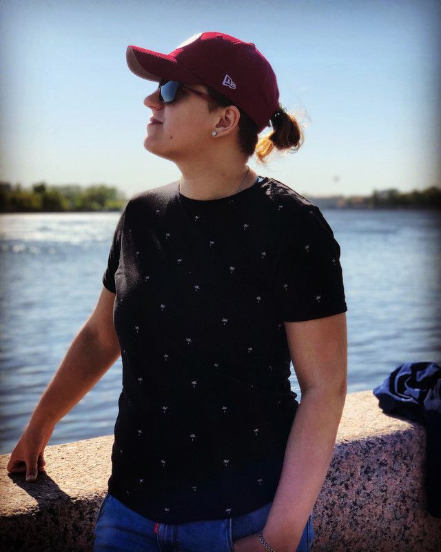 FF4FE40B-2B57-442E-9738-5F3C147159E7