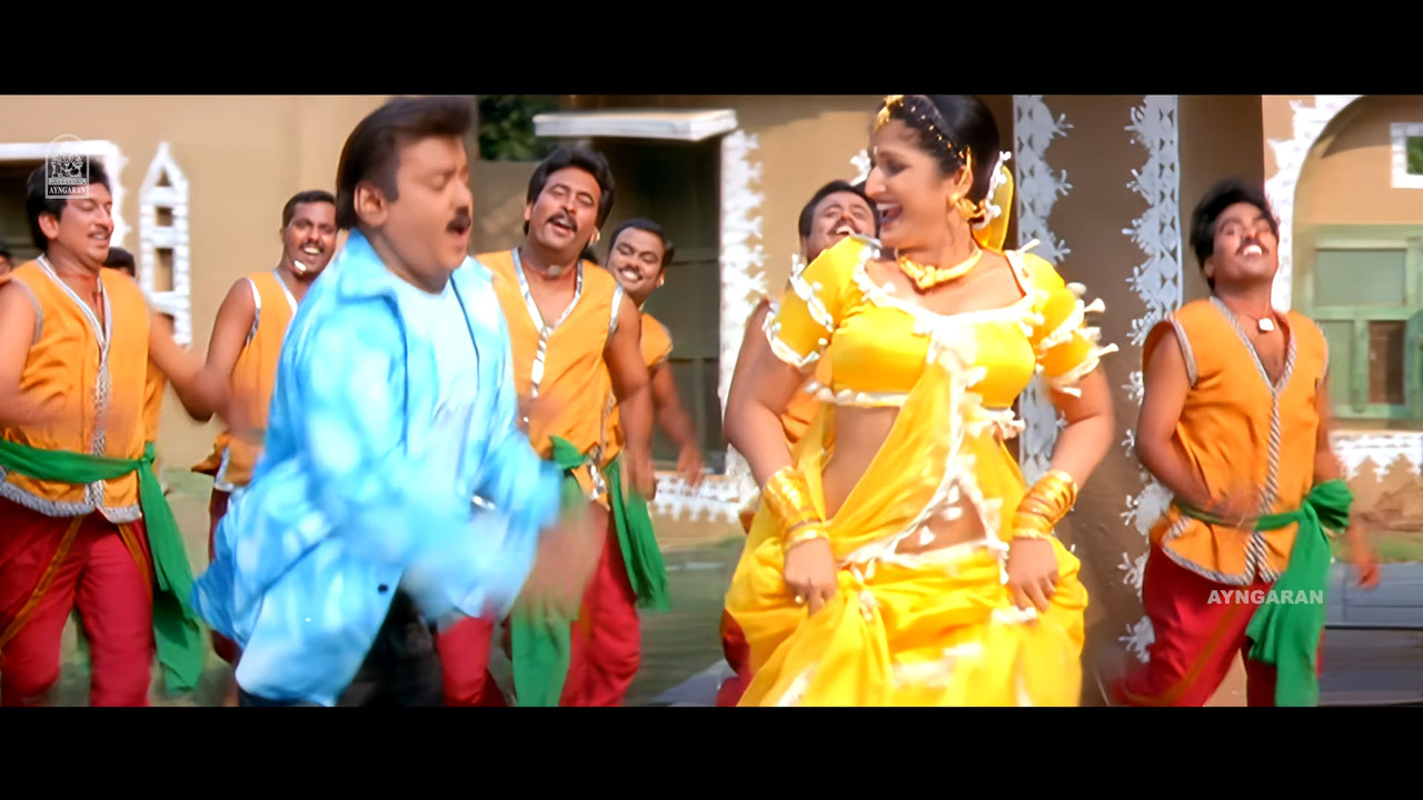 Pratyusha Big Deep Navel Song -Panjaangam Paarkadhe -4K.mp4_snapshot_03.45.705