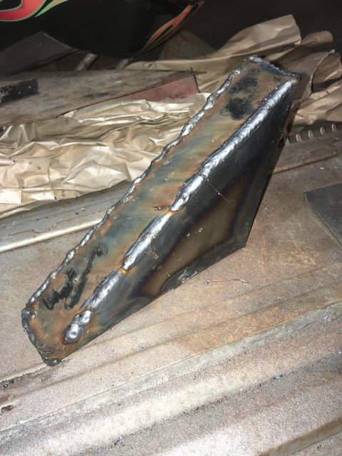 9A705359-BC4E-45E2-8D79-829BF8CB5E1E