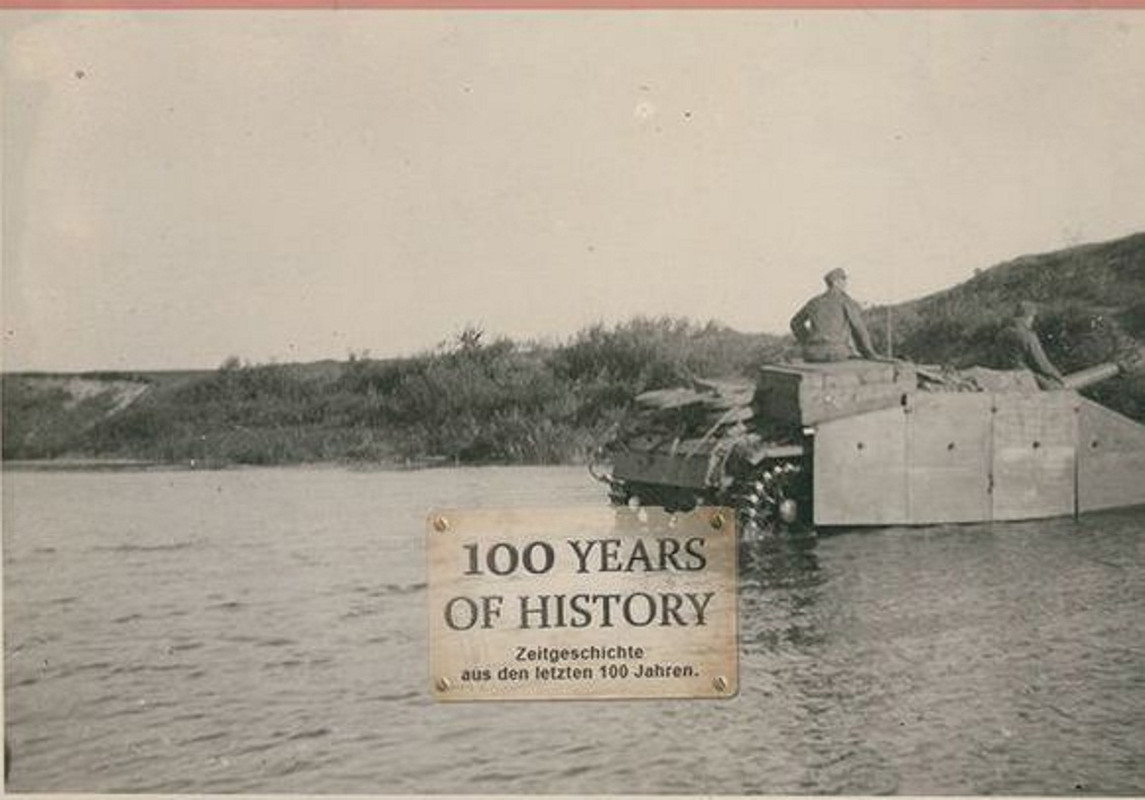 Orig. Foto Panzer Tank mit Seitenschürzen Soldat