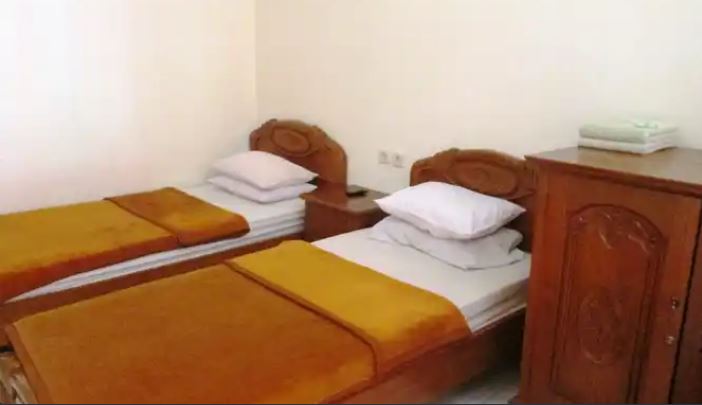 Kamar penginapan di Lingga Guest House Jayagiri Lembang