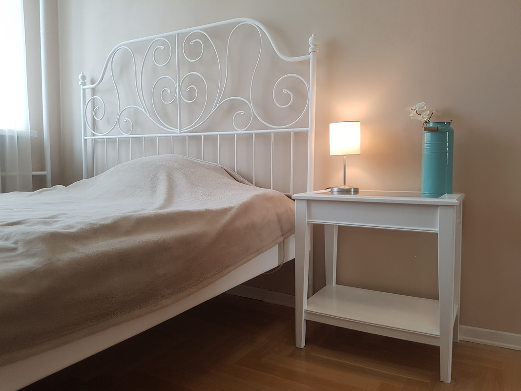 B4909F33-23AA-4976-8398-B4EAFE19B062