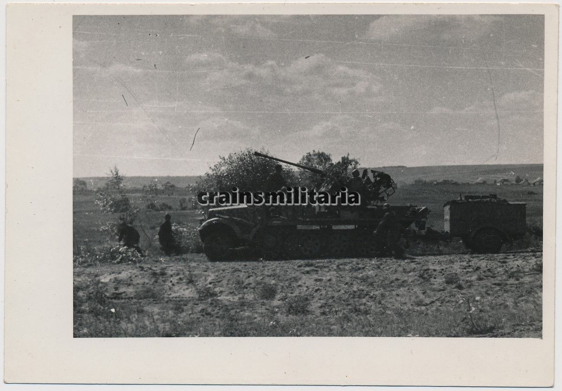 Orig. Foto LWFD SdKfz 6-2 Halbkette m. 3,7 cm Flak Geschütz in R