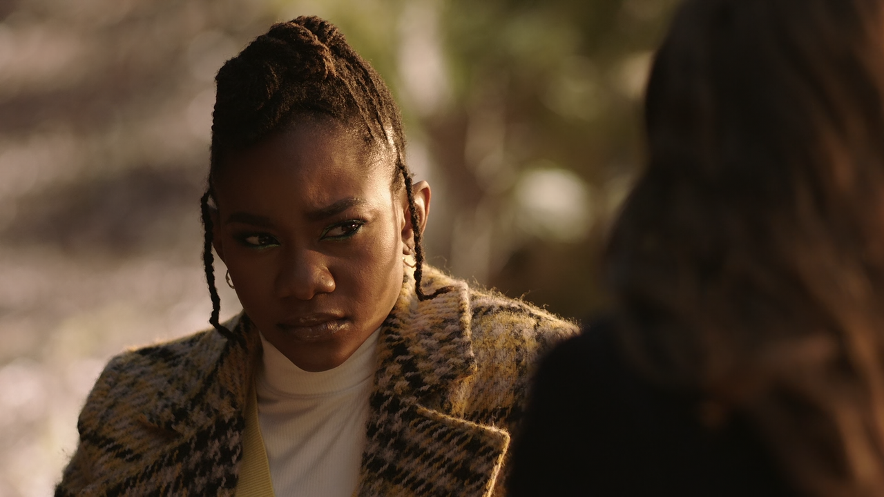 Legacies.S03E10.All's.Well.That.Ends.Well.1080p.10bit.AMZN.WEB-DL.DDP5.1.HEVC-Vyndros.mkv_snapshot_0