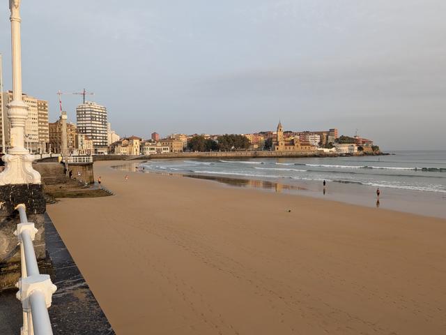 Dia 4 .- Gijón - 6 dias en Asturias. (14)