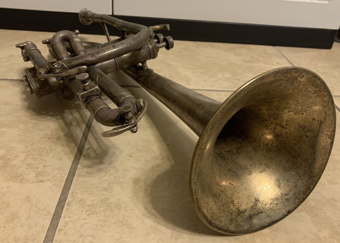 King 1935 Master Model cornet sn 182130 (4)