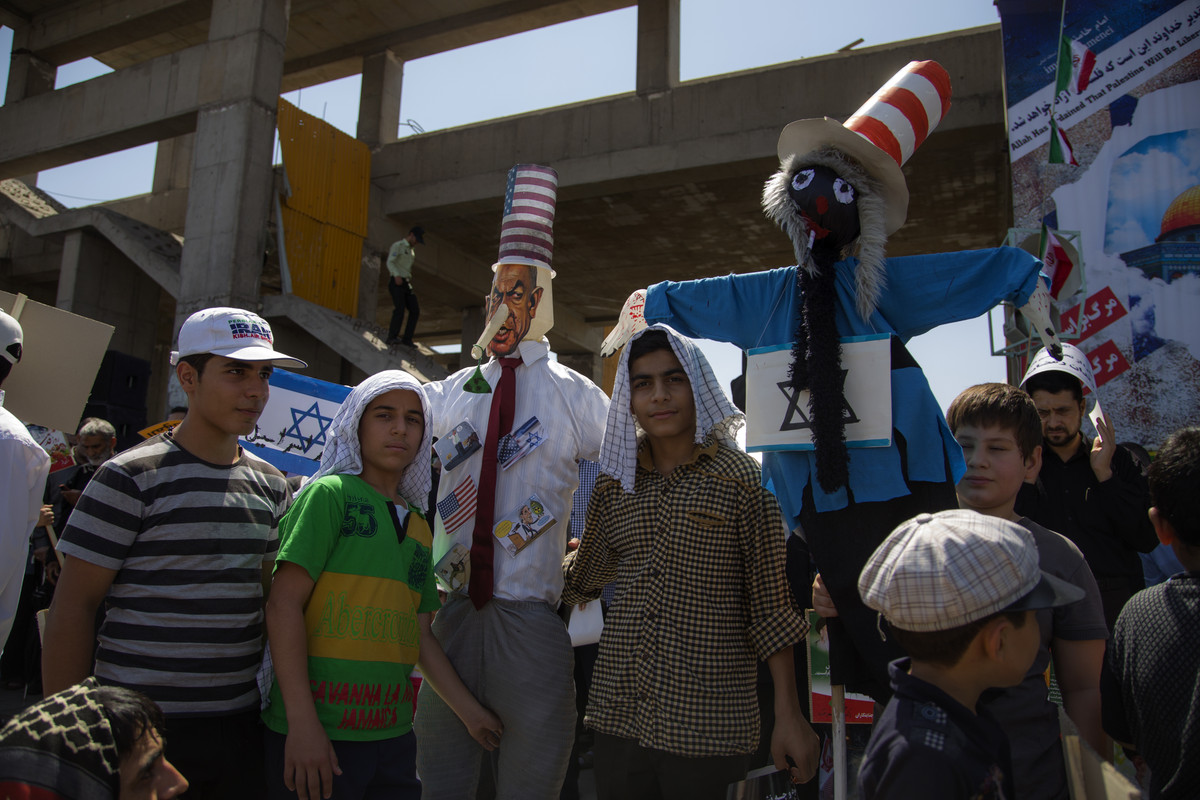 روز_جهانی_قدس_در_شهر_قم-_Quds_Day_In_Iran-Qom_City_12