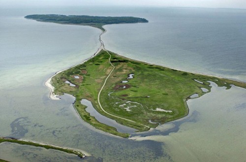 Bentuk Pulau Paling Aneh di Dunia 