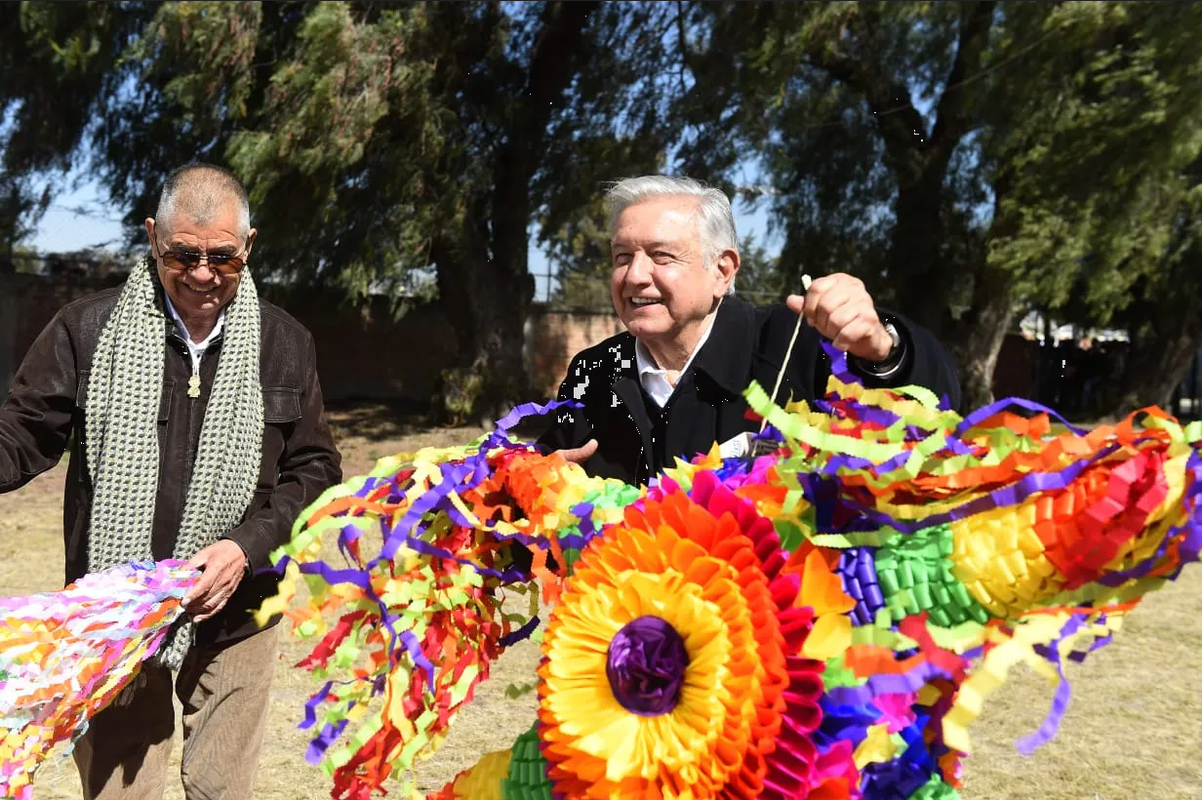 Desde el Edomex AMLO garantiza sucesión presidencial