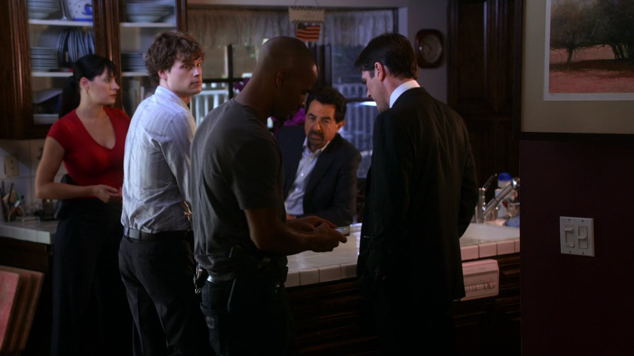 Criminal Minds (2005) - S06E01 - The Longest Night (1080p WEB x2