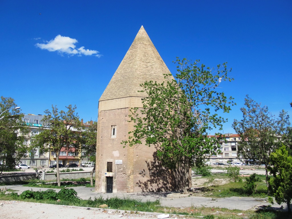 Аланья, Конья и крепость Мамуре
