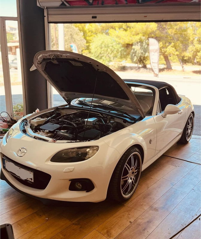 Mazda MX-5 NC forged Cosworth turbo engine bay DMS Tuned