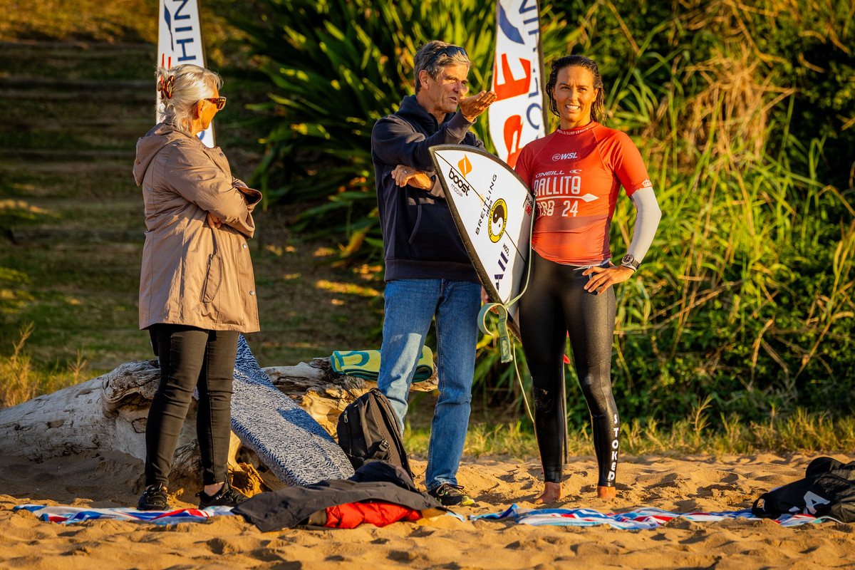SURFING402Sally Fitzgibbons