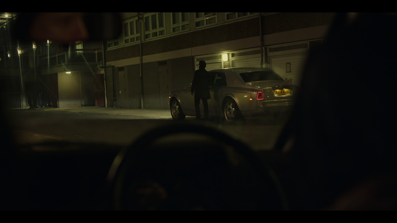 Gangs of London (2020) S01E01 Episode 1 (1080p BDRip x265 10bit DTS-HD MA 5.1 - DNU) [TAoE].mkv[scre