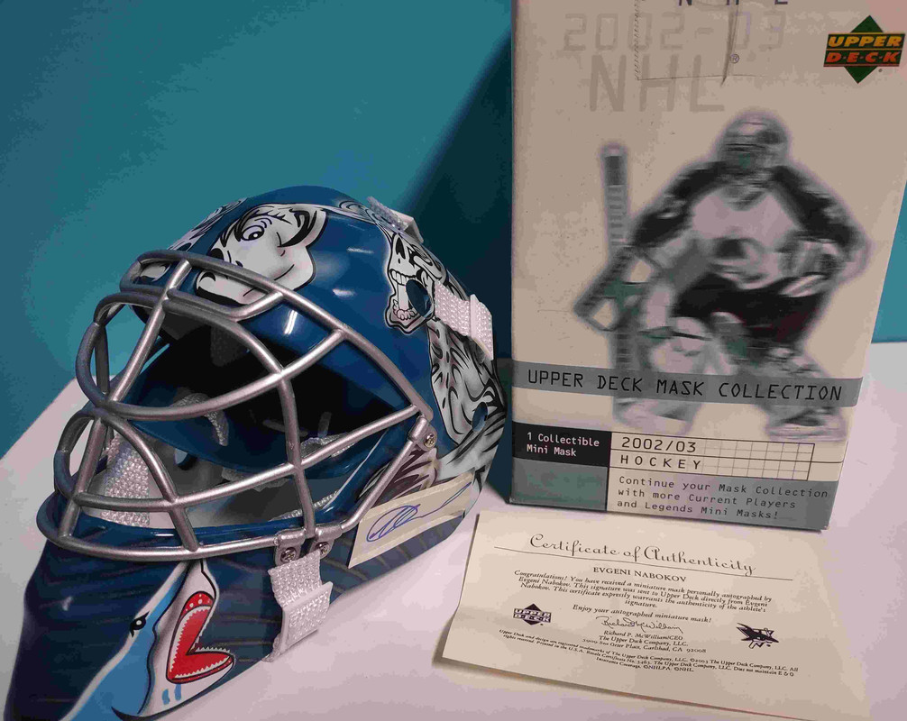 Nabokov-UD-Mini-Mask-Autod-Sharks