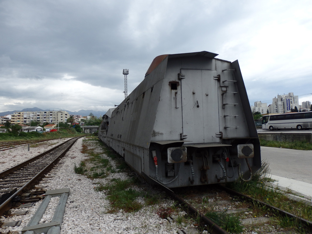 Train blinde - Page 5 Croatian-armoured-train-front-vehicle-14