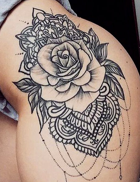 Black-and-white-flower-tattoo 512235 (9)