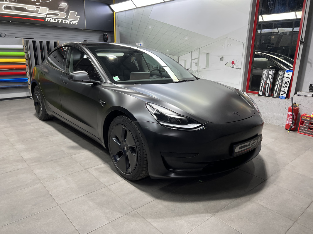 79FDD83E-166C-421A-B5C3-308FEF8F87B9