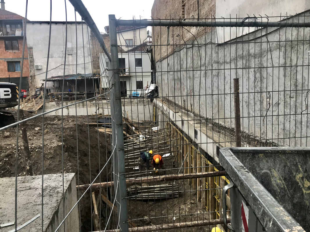 40F73B6E-3453-4F4E-B590-B9E5CCA25C7B