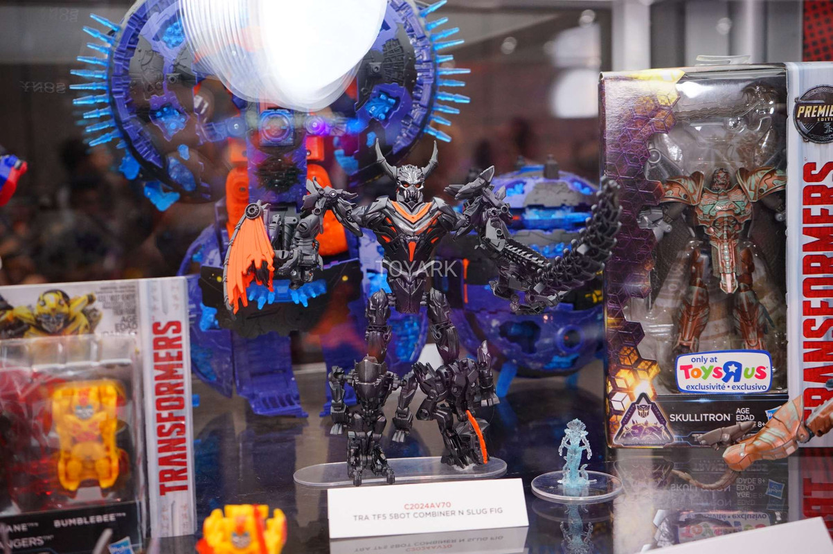 SDCC-2017-Hasbro-Transformers-118