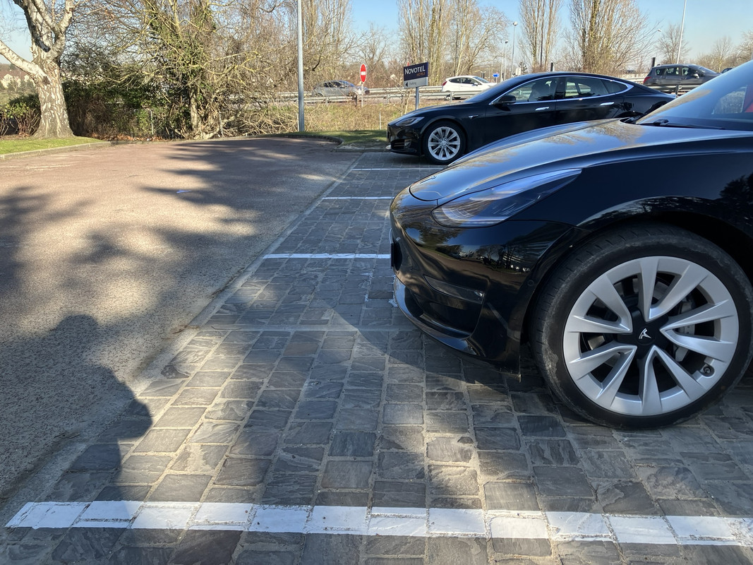 44818EEA-2798-4AA8-9111-023838C5D215