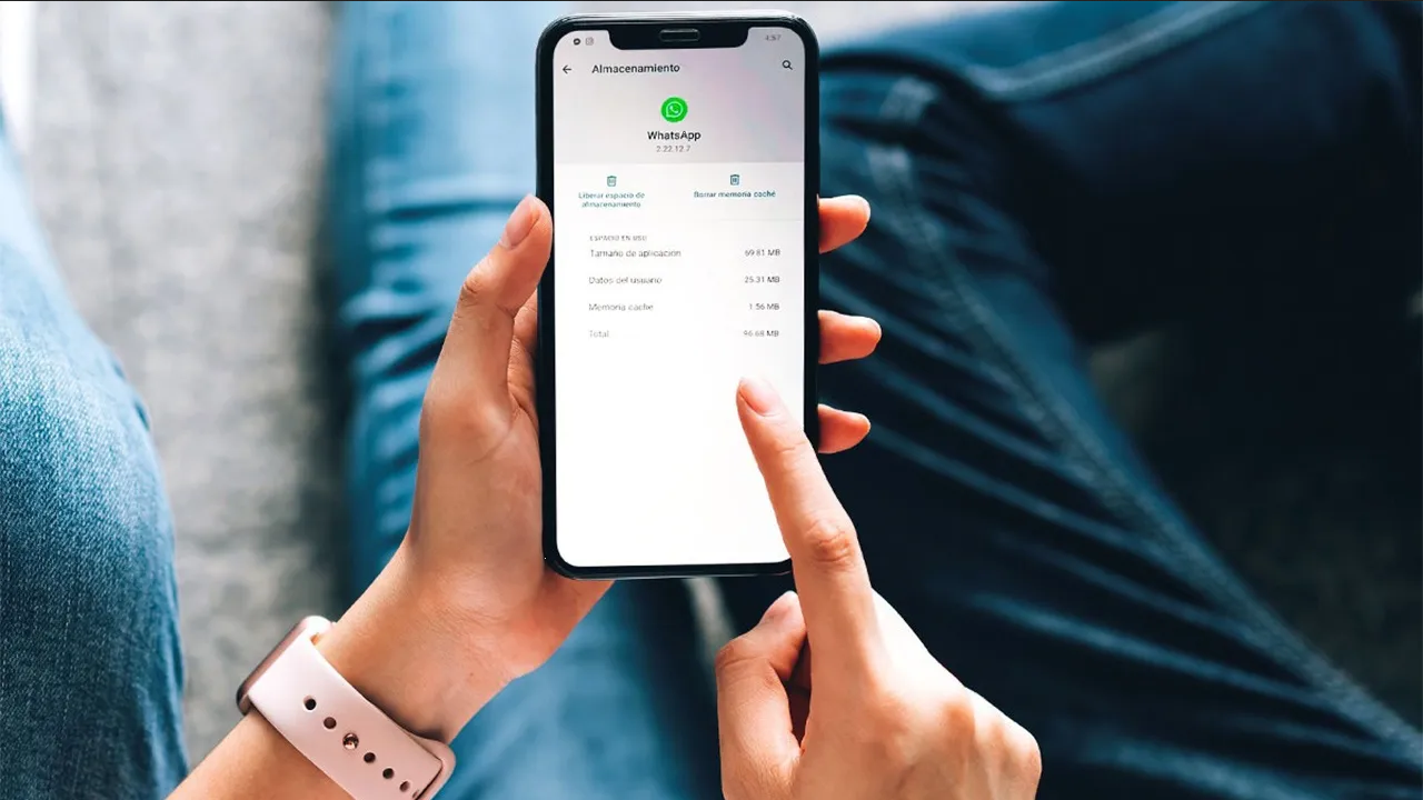 WhatsApp: ¿Se borran tus chats al limpiar la caché? Mitos y realidades