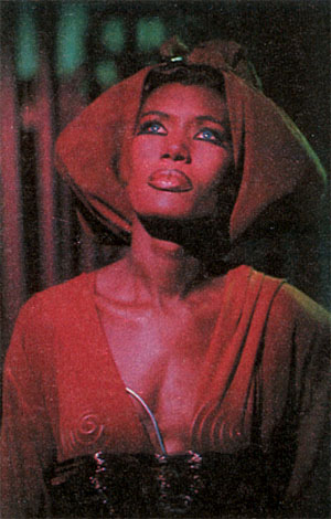 http://www.contonoturno.hpg.ig.com.br/filmes/Grace-Jones-en-Vamp.jpg