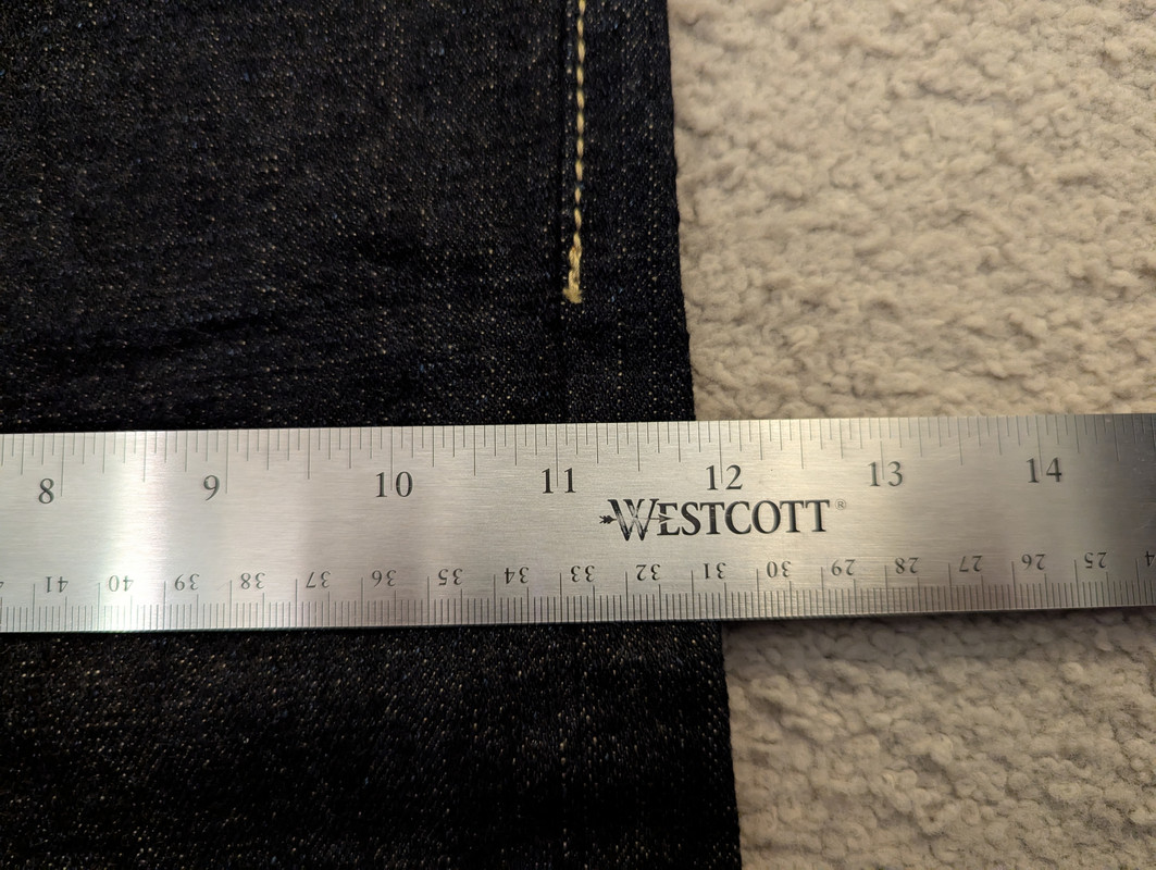 PXL_20241212_051211027