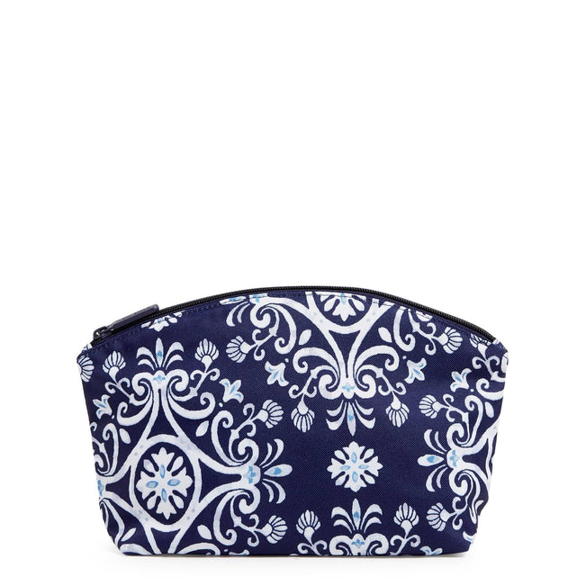 Travel in Style: Grand Cosmetic Bag Only .81 at Vera Bradley Outlet! Travel in Style: Grand Cosmetic Bag Only .81 at Vera Bradley Outlet!