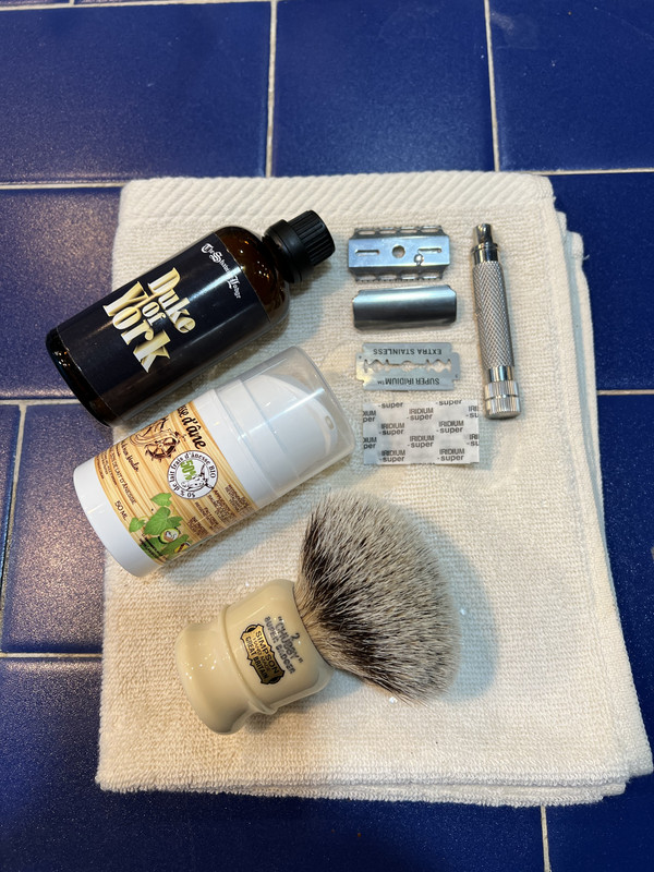 39D122AF-F8B1-4FCA-B3C4-F451C2B27C90