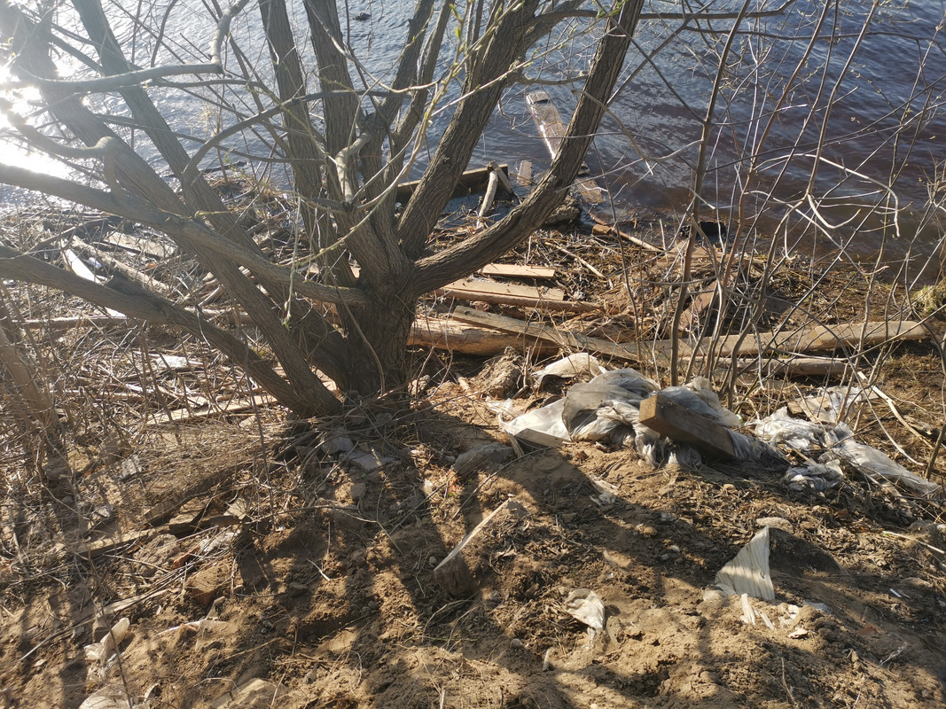 IMG_20230420_173728 строительный мусор на берегу Волги