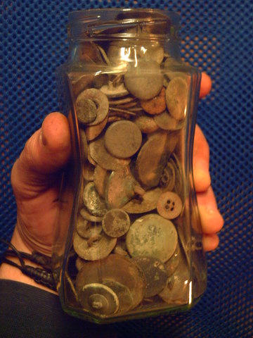 button jar 001