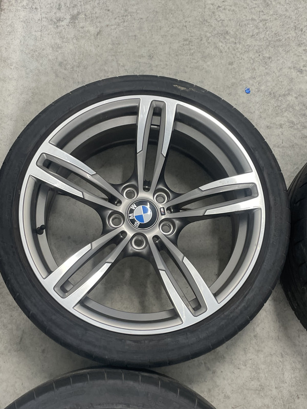 0F441F00-48DF-4897-8DDA-DA43F112B107