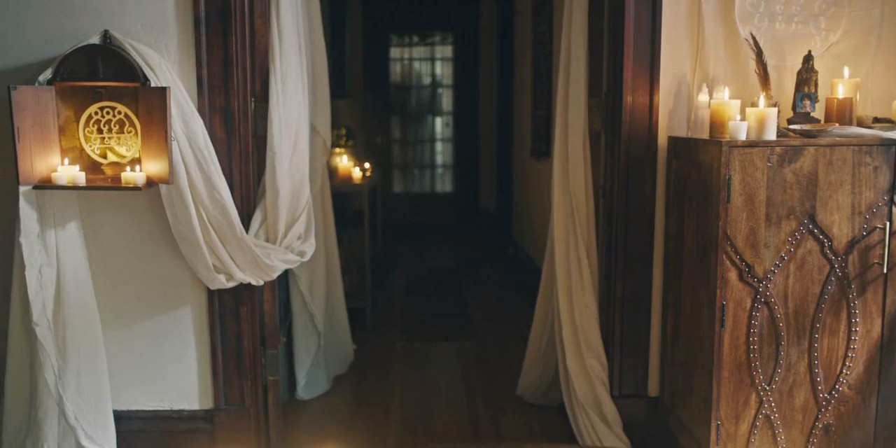 Hereditary 2018 BluRay [Hindi + Tamil + Telugu + English] 480p, 720p ESub Screenshot