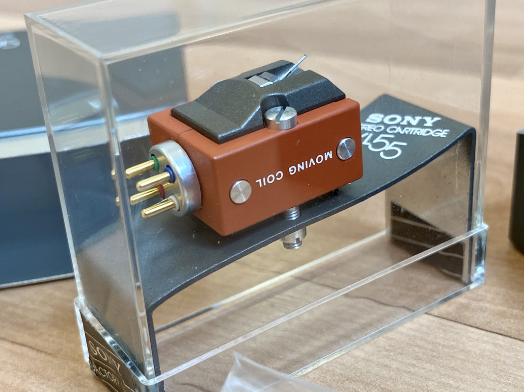 D7EA41DC-C66D-4B10-B21D-542F2DD96B5F