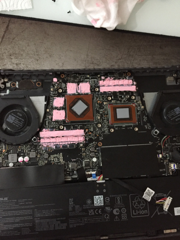 2C5B9124-252A-47E4-8678-F0AC016C966E