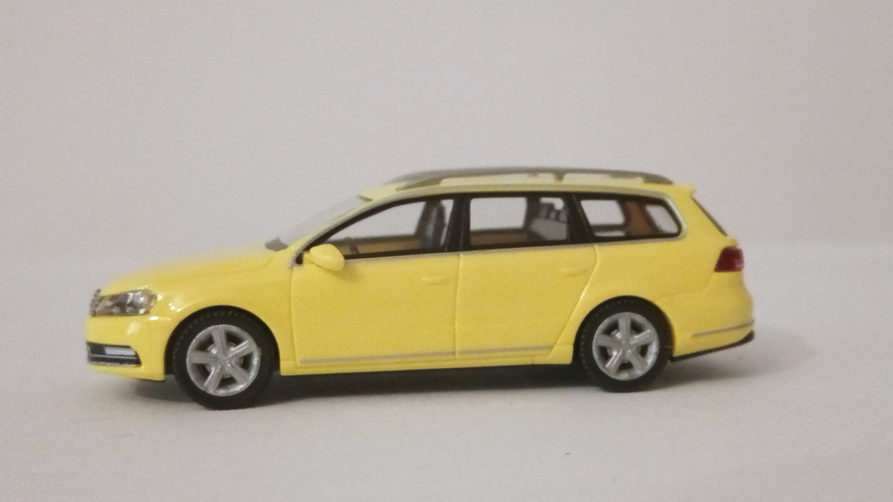 Macht (7919)