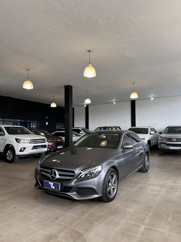 Mercedes Benz C250