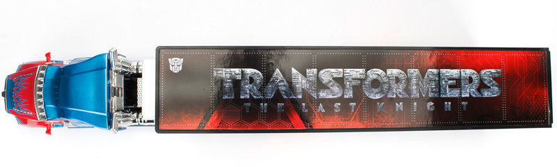 Jada-Toys-Optimus-Prime-With-Trailer-04