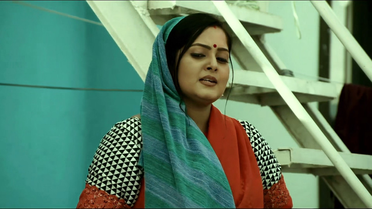 Homely lady Hot show from Savdhaan India.mkv_snapshot_00.19.386