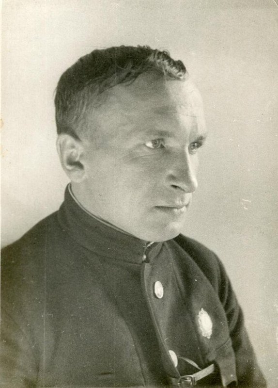 Алексей Григорьевич Бердников, ком БЧ-3 Щ-111 Тихоокеанского флота СССР, кандид в депу Совета Союза 