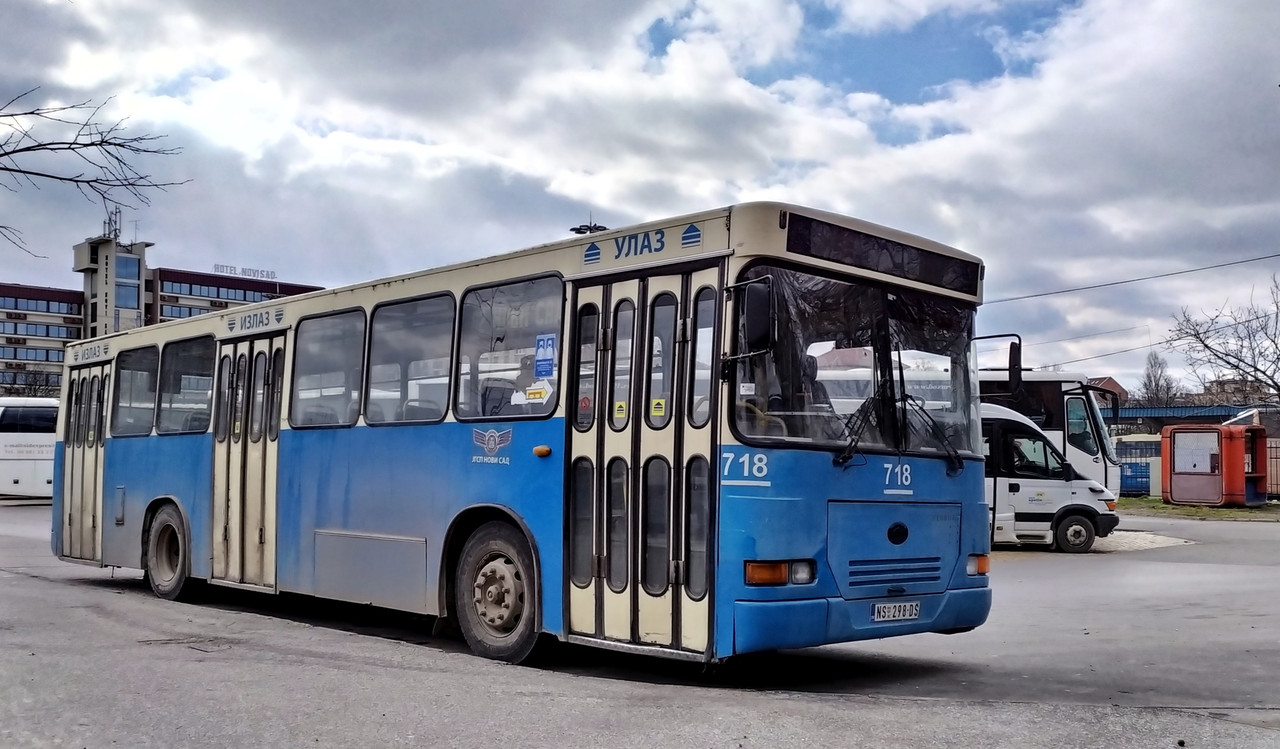 Volvo B10M / Neobus 405G (1997/08) #718(1)