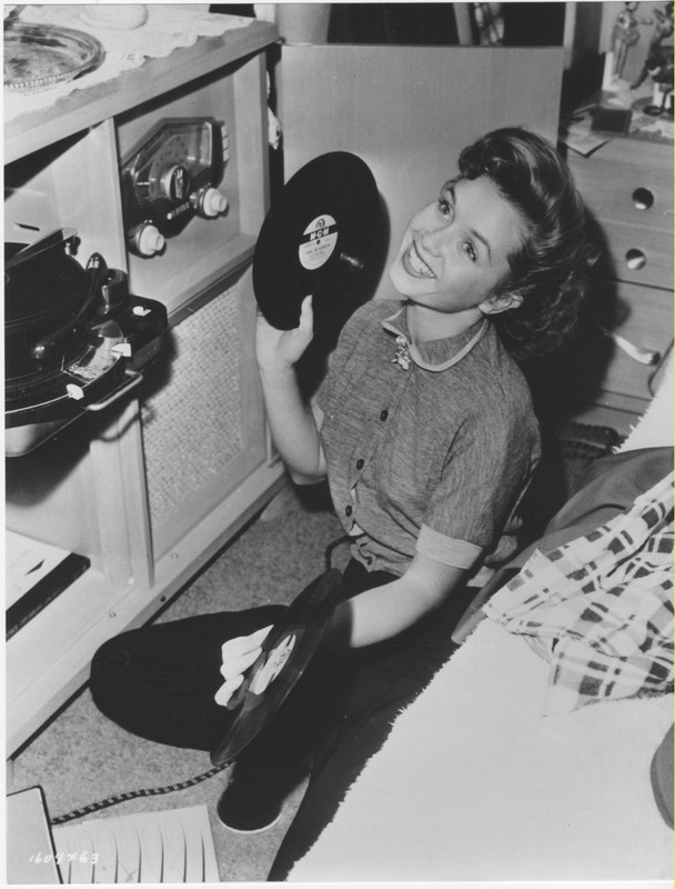 Debbie_Reynolds_c03