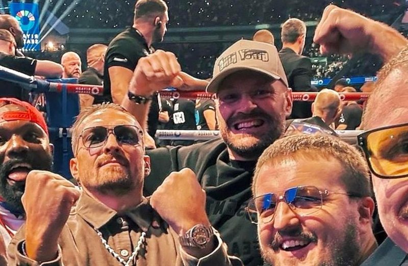 Тайсън Фюри: Съдиите ми отнеха девствеността в битката с Усик