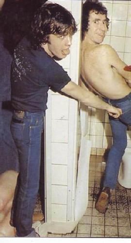 4f1bc67baac99236174f1051a8d0ad71