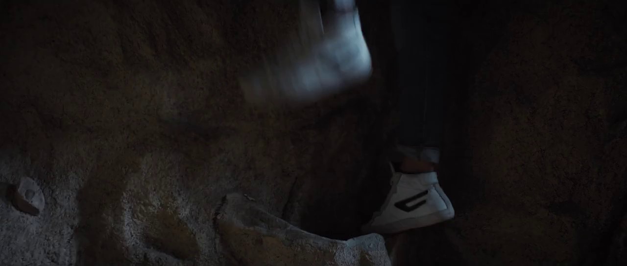 Blame-the-Game-2024-Hindi-English-Web-Rip-720p-x264-AVC-AAC-6ch-MSub-mkv-0006