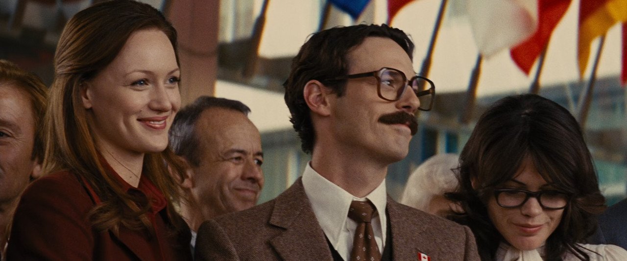 Argo 2012 Extended.mkv_snapshot_01.55.02_[2017.12.21_23.47.47]