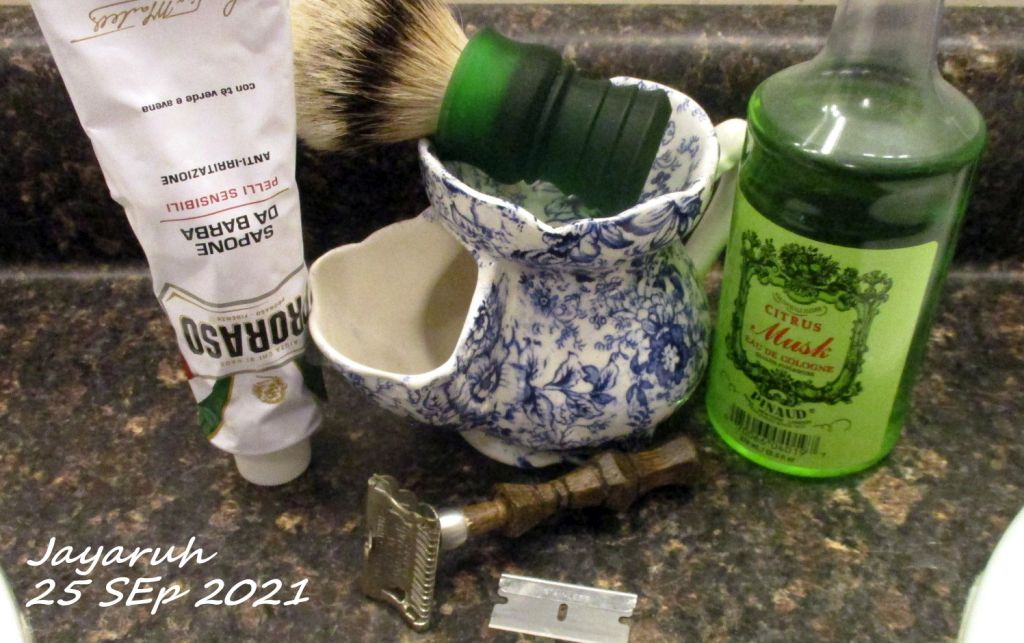 [Image: sos210925.jpg]